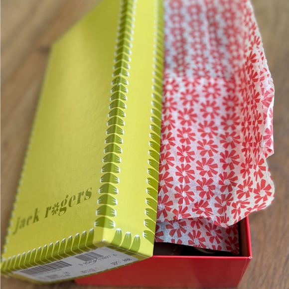 NEW!! Jack Rogers, Kids Grittery Silver Sandals, US 1 - Picture 9 of 10